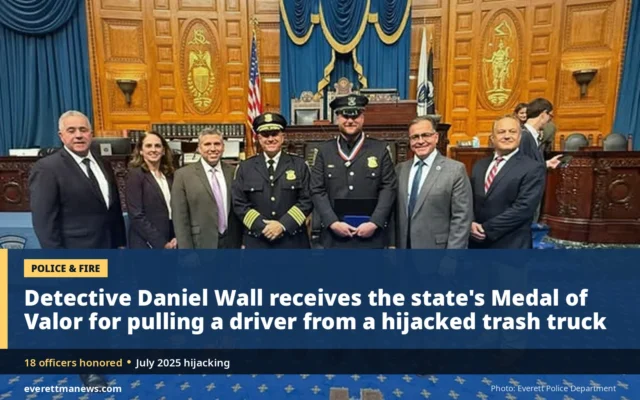 Everett Detective Daniel Wall Receives the State’s Medal of Valor for Pulling a Driver From a Hijacked Trash Truck